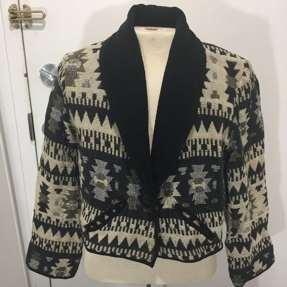 VINTAGE NEW IDENTITY CROPPED AZTEC JACKETS SIZE L - Picture 1 of 11